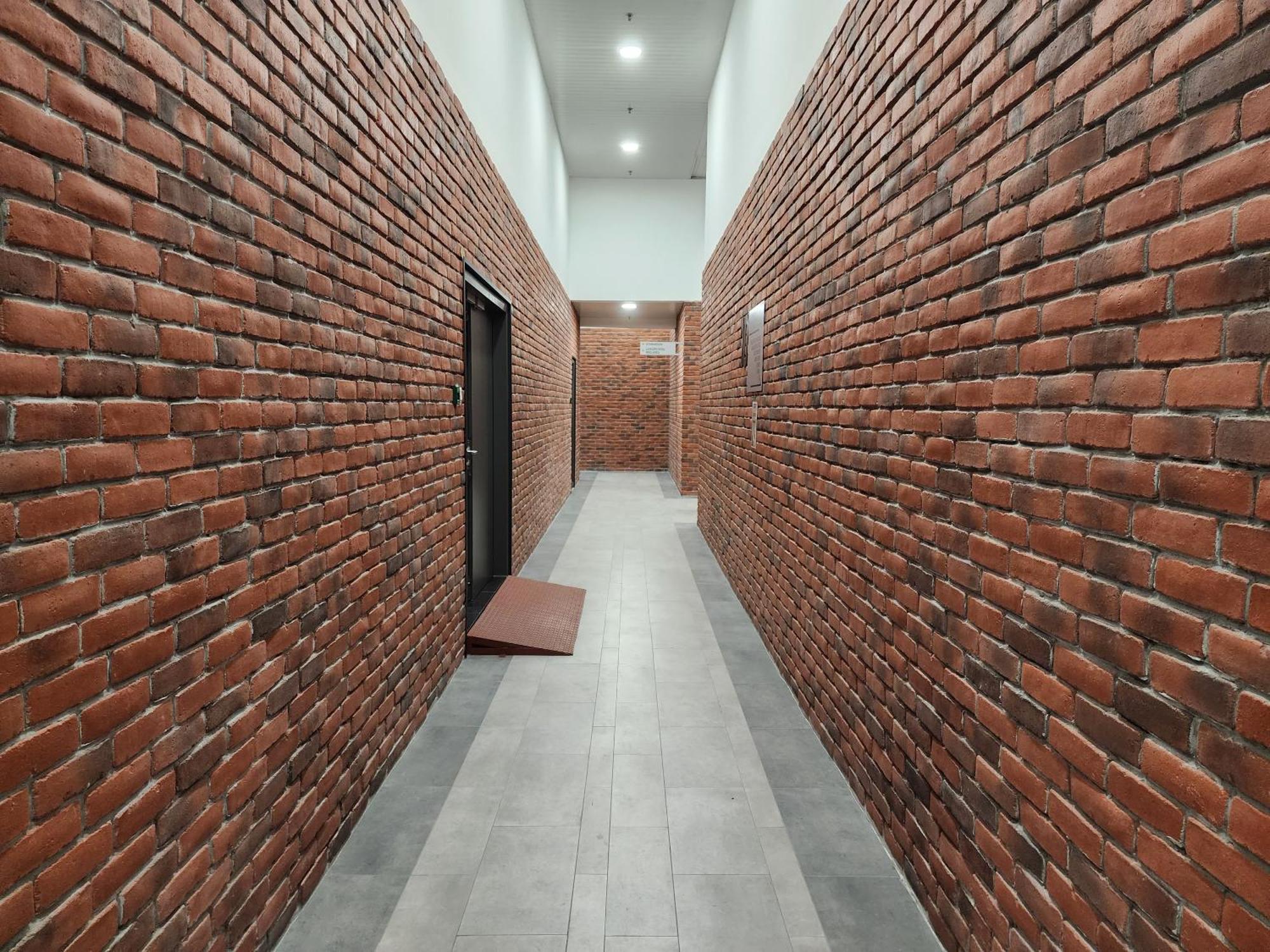 Apartment Chambers Couple